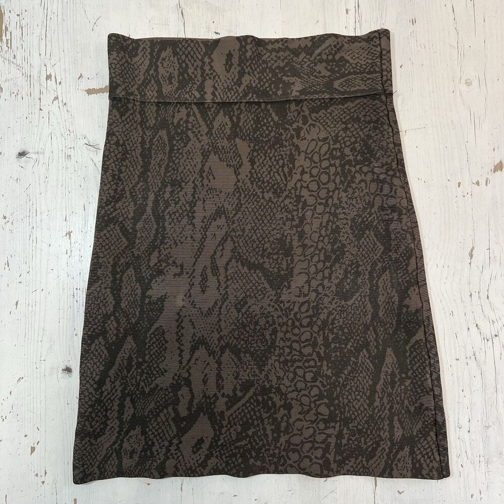 BCBG MaxAzria Pensil Skirt Size Small Y2K Snakeskin Bodycon Bandage Mini